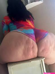 Mrs hourglass onlyfans - Sexy photos