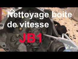 Nettoyage D Une Boite De Vitesse Cote Embrayage Renault Clio 2 Jb1 Youtube