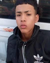 Tres delincu4ntes fueron captur4dos en flagrancia, cuando asalt4ban  fuertemente arm4dos en un bus de transporte público. Dos de ellos son  menores de edad, y pertenecen al GDO de los Fatales. Este hecho