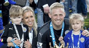 His son kasper schmeichel is carrying out his legacy, though. Max Schmeichel 9 Years Old Kasper Schmeichel Stine Gyldenbrand Son Vergewiki
