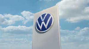 Volkswagen is a legendary brand of car manufacturer, which was established in 1937 by the german labour front. Da Ist Es Nun Das Neue Logo Von Volkswagen Design Tagebuch