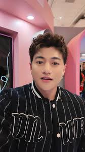 He’s coming back for your carts and your hearts. 😏🛒, Vrix LIVE • Nov 8 •  8pm, Exclusive deals + chaos guaranteed., #RSG #RSGxVrix