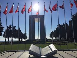Maybe you would like to learn more about one of these? Canakkale Sehitler Aniti Abidesi Ve Sembolik Sehitlik