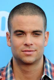 Actor Mark Salling arrives at the premiere of 20th Century Fox&#39;s &quot;Glee&quot; Season 2 held at Paramount Studios on September ... - Mark%2BSalling%2BPremiere%2B20th%2BCentury%2BFox%2BGlee%2Bq4zzSBW-6Ppl