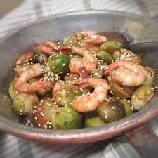 Sale e pepe a piacere. Cavoletti Di Bruxelles E Gamberi In Padella Ricette Cavoletti Di Bruxelles Idee Alimentari