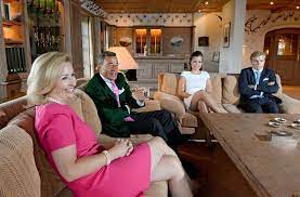 elisabeth und wolfang grupp im wohnzimmer ihrer villa in burladingen stuttgarter nachrichten