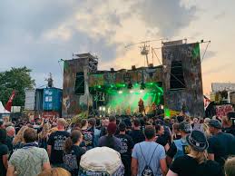 Die ungewöhnliche hitze ist auch hier ein thema, aber die getränkezufuhr. Wacken Open Air Festival 2021 All You Need To Know Before You Go With Photos Tripadvisor