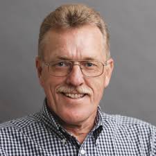 UT Tobacco Breeder Concludes 40-year Career