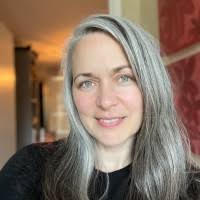 9 "Donna Lien" profiles