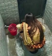 Indian aunty wedding shitting on toilet hidden captured - ThisVid.com 中文