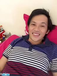 Nam nghệ sĩ cho hay bản thân anh sẽ không đánh đổi uy tín, hào quang 30 năm làm nghề vì số tiền hơn 13 tỷ đồng này. Nghá»‡ SÄ© Hai Hoai Linh