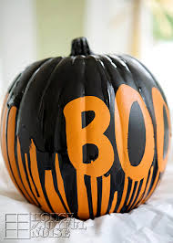 Have you decorated pumpkins yet?? Halloween Craft A Dripping Paint Pumpkin