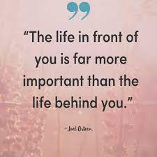 Either You Are Looking For New Year Quotes For A Fresh Start Or Moving Forward In 2019 Or Quotes About New Year New Life Quotes Inspirational Quotes Motivation