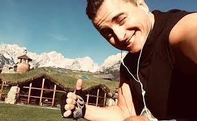Das kleine haus lyrics performed by andreas gabalier: Andreas Gabalier Archive Mannschaft