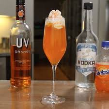 Orange Creamsicle Cocktail Tipsy Bartender Recipe Tipsy Bartender Tipsy Bartender Recipes Fruity Alcohol Drinks