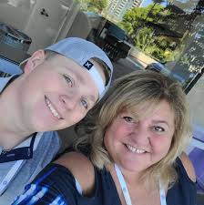 Festively decorated restaurants near Rochester, NH?