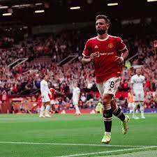 Leeds united play the whole second half with 10 men as they secure an outstanding win and slow manchester city's charge to the premier league title. Iunuznmys2 V0m