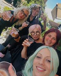 Piccole donne irlandesi crescono 💋💋💋