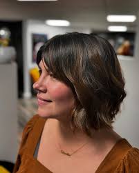 🎶💃 Bob Bob, bobob ba bob, Bob Bob you need a Bob 💃🎶 I would like to be  the Oprah of Bobs. You get a Bob! You get a Bob! A Bob