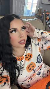 𝔑𝔦𝔨𝔨𝔦 𝔪𝔞𝔯𝔱𝔦𝔫𝔢𝔷 (@nikkimartinezzz)’s videos with original sound 