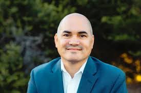 Vicky Maliszewski's Instagram, Twitter & Facebook