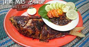 Panggang ikan mas di atas bara api hingga setengah matang. 107 Resep Ikan Mas Bakar Bumbu Kecap Enak Dan Sederhana Ala Rumahan Cookpad