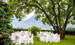 Schloss Rametz In Meran Sudtirol Catering Hannah Elia Catering Italien Italia Italy Dolomites Alto Hochzeit Catering Sudtirol Italien Hochzeit Location