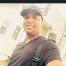 Elvis Pena (@elviselvispena)