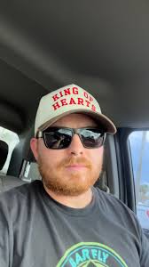 Seriously what’s the deal😂😂 #music #countrymusic #funny