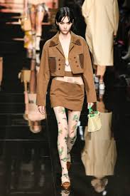 Fendi Ready To Wear Spring 2020 Look 26 In 2020 Fashion Ready To Wear How To Wear