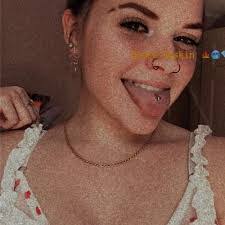 Angela Gaskin's Instagram, Twitter & Facebook