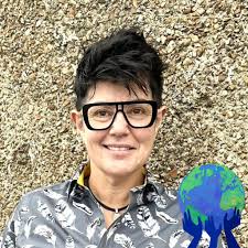 The former site of the iconic Gateways Club in London's Chelsea has  officially been given 'blue plaque' status, marking it as a location of  important historical significance. #lgbthistory #wlw