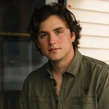 Vincent Mason's Instagram, Twitter & Facebook