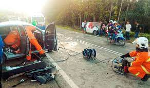 Mengubah sikap pemandu yang kurang berhemah. 1 Maut 3 Cedera Kereta Bertembung