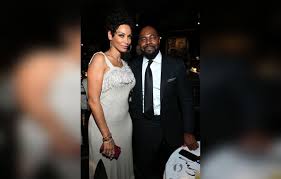 Check spelling or type a new query. Da Brat Claims Nicole Murphy Went After Sister Lisaraye S Husband