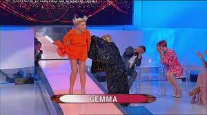 Check spelling or type a new query. La Piu Seducente Del Reame Gemma Uomini E Donne Clip Witty Tv
