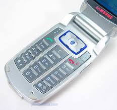 Samsung E715 / E710 review - Design ...