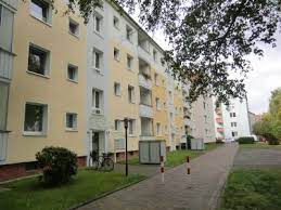 Preisgünstig bereitgestellter wohnraum ermöglicht es auch sozial schwächeren und. 3 Zimmer Wohnung Zu Vermieten 30163 Hannover Vahrenwald Linsingenstr 21 A Mapio Net