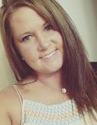 Tracy Fields's Instagram, Twitter & Facebook