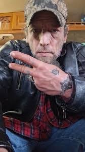 Louie Harmston's Instagram, Twitter & Facebook