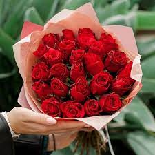 Show that special someone how much you care this valentine's day when you send flowers and gifts from avas flowers. Rose Delivery For Moscow Order Flowers Online Russiaflora