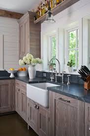 Shelter Interiors Llc Source Shelter Interiors Llc Country Kitchen With Wire Brushed Oak Kitchen Cabinets Kitchen Inspirations Chic Kitchen Home Kitchens