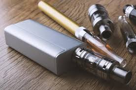 Nikotin membuat anda ketagih dengan rokok, tetapi ia bukan bahan yang paling berbahaya dalam rokok. Digemari Banyak Orang Inilah Bahaya Rokok Elektrik