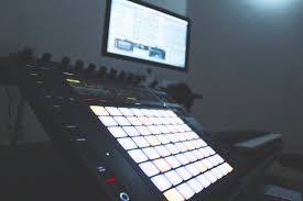We work with studios in over 250 cities across the country. Champion Sound Music Production School Portland Or Champion Sound Music Production School Portland Or