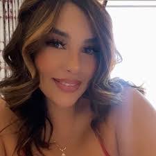 Danielle Negrete's Instagram, Twitter & Facebook