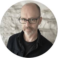 Andrew Wildman's Instagram, Twitter & Facebook