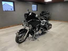 Image result for Brilliant Black 2009 Caliber