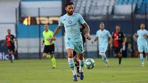 Eugenio mena er en chilensk fodboldspiller, som blev født den 18. La Complicada Situacion Que Vive Eugenio Mena En Racing As Chile