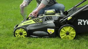 There are also two common styles of electric self propelled mowers including the battery lawn mower and the corded lawn mower. Ryobi 40v Self Propelled Lawn Mower Review Cordless Electric Lawn Mower Reviews