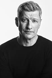 Roast fra Chat Noir" Jan Fredrik Karlsen (TV Episode 2011)